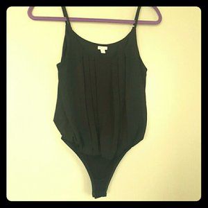 GUESS Black body suit top -Xs (new)